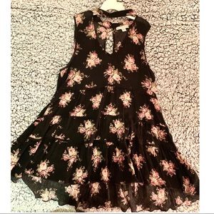 American Eagle Outfitters floral tank top